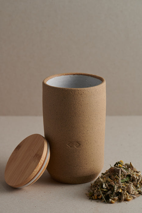 BROWN TEA HOLDER