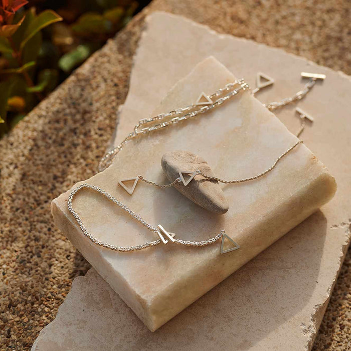 The Magic Behind Gift Giving at F ZEEN BOUTIQUE