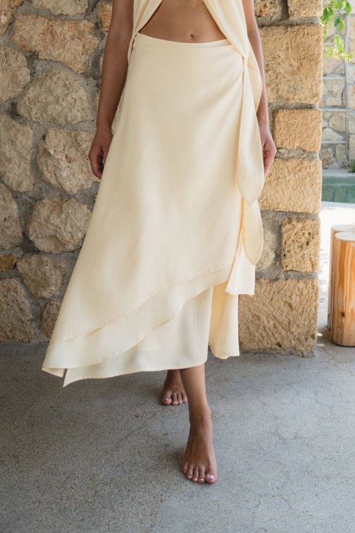 NEPHELE — F ZEEN BOUTIQUE